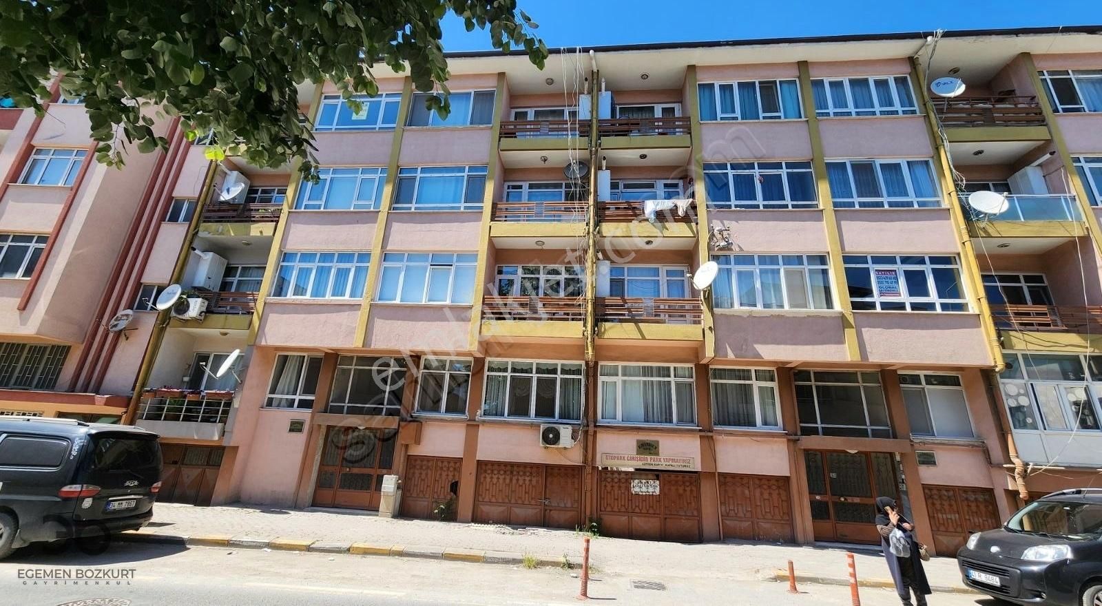 Egemen Bozkurt'tan Adapazarı Merkezde Satılık 3+1 Daire