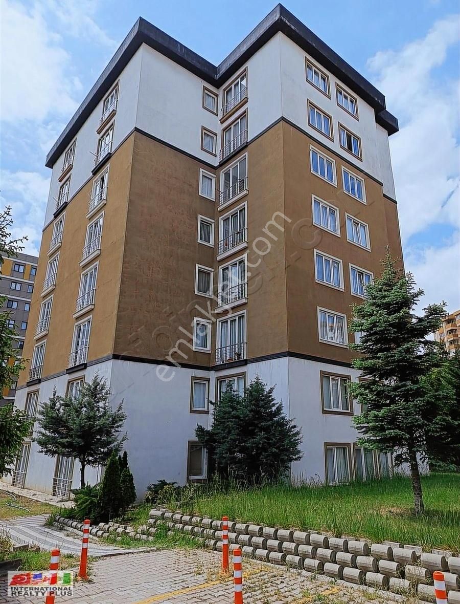 Serkan Yandık'tan Narlife 1+1 21000 Tl Kiracılı Eşyalı Satılık