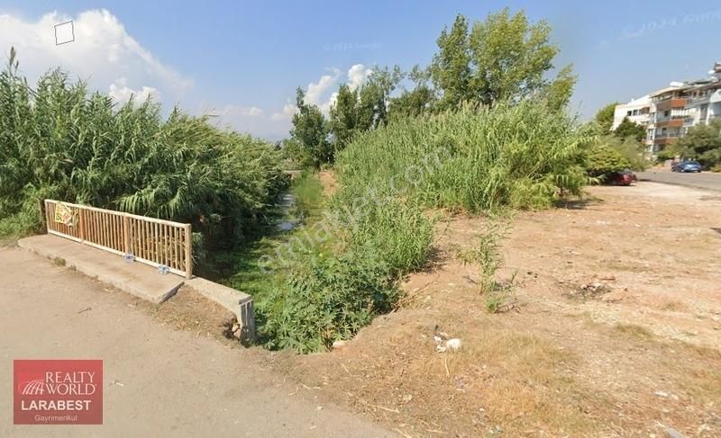 Rw Konyaaltı Arapsuyu Denize 350m Mesafede Arsa