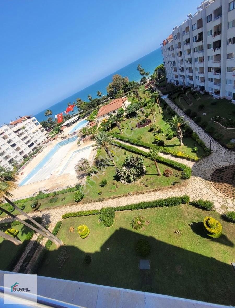 Davultepe'de Eşyalı Kiralık Site İçerisinde 2+1 Daire