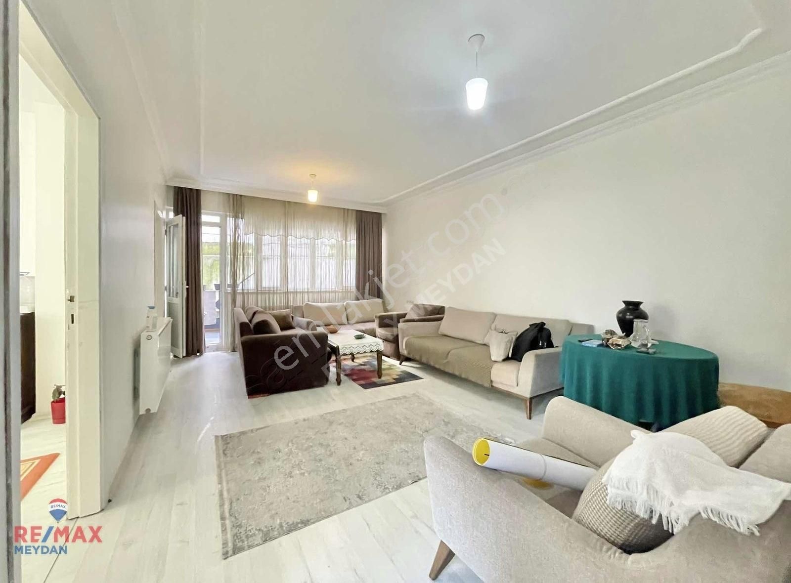 Eşyalı Kiralık Meydana 4 Dk Yürüme Mesafesi