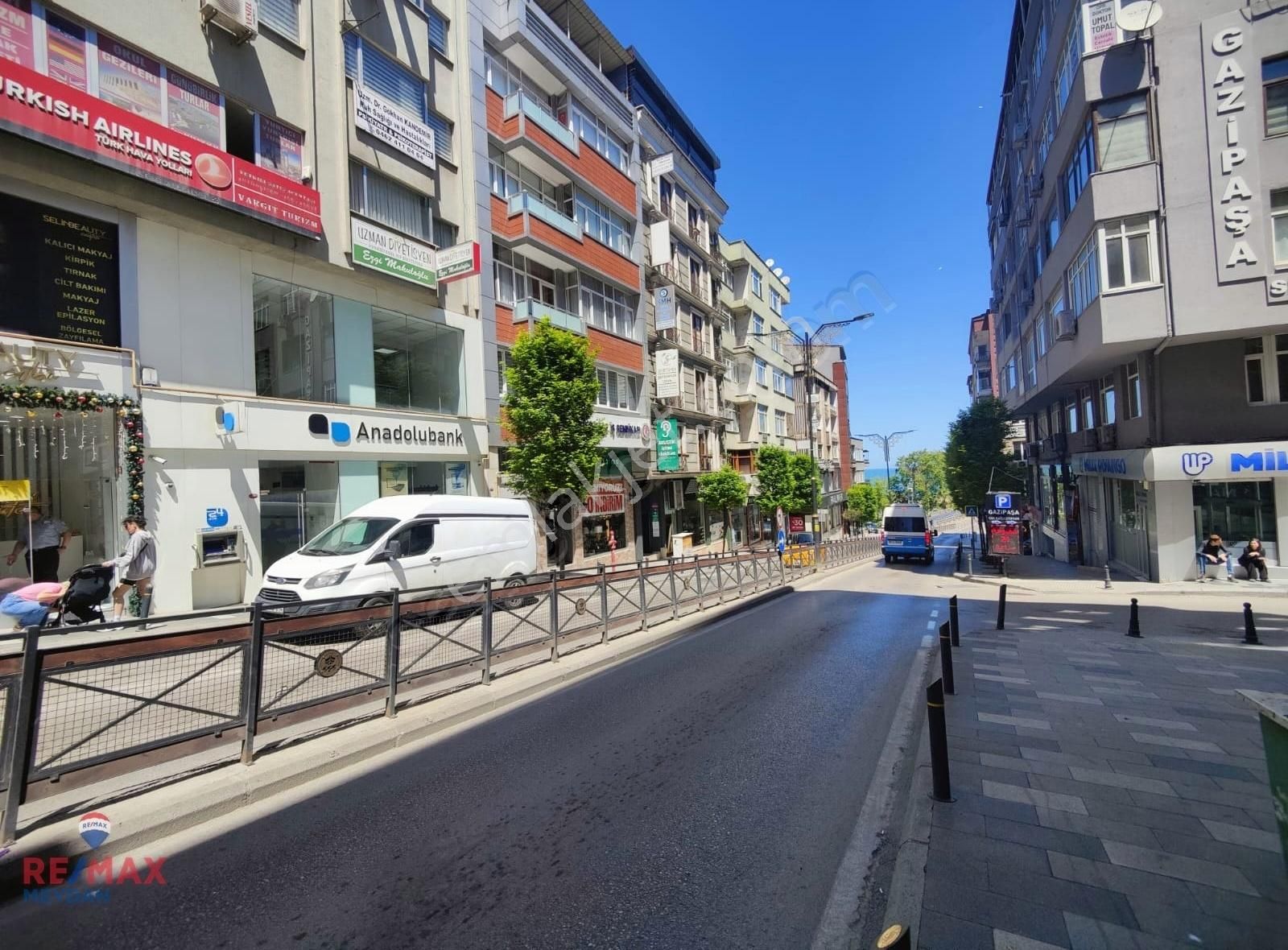 Kemerkaya Meydana Çok Yakın 2+1 Yatırımlık Satılık Daire/ofis