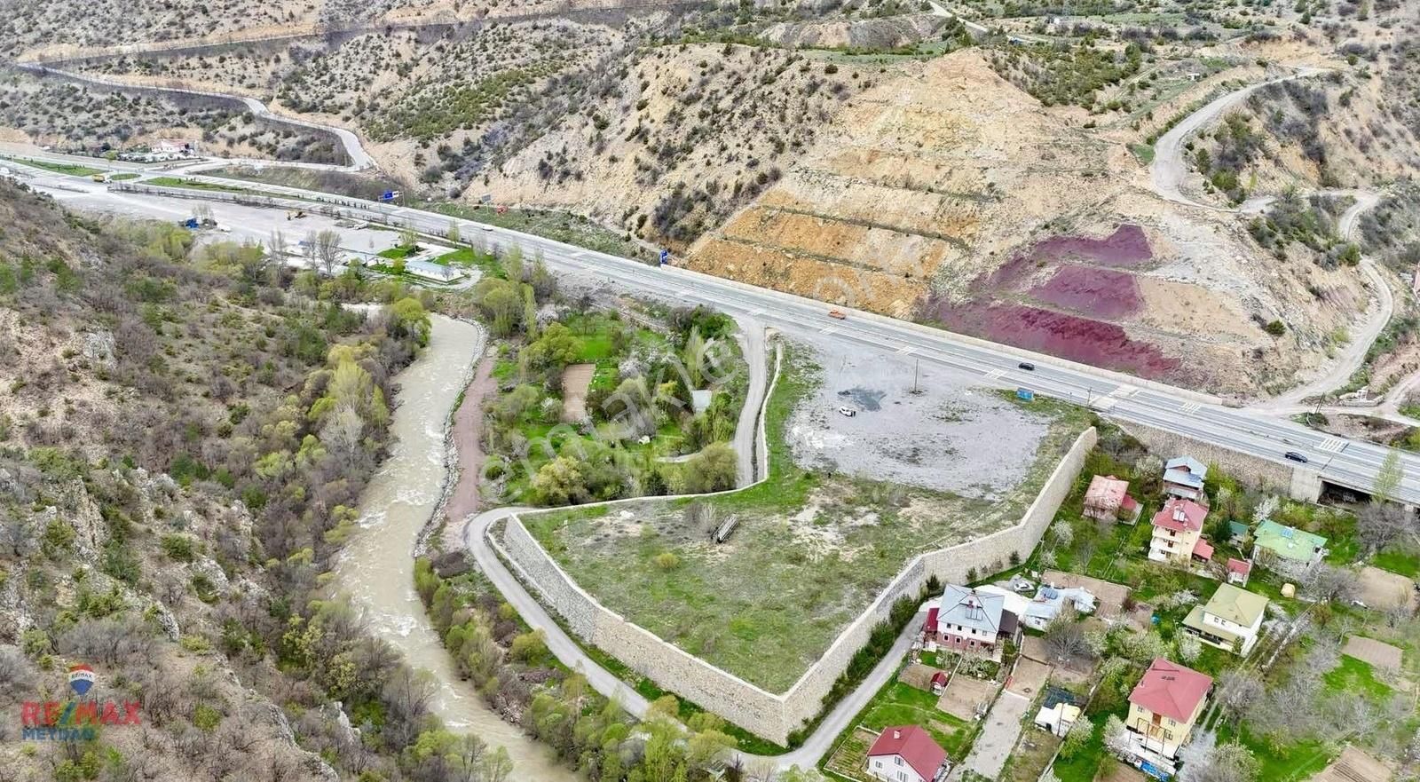Geleceğe Yön Verecek Yatırım Ana Yol Üzeri Turizm Tesis Alanı!!!