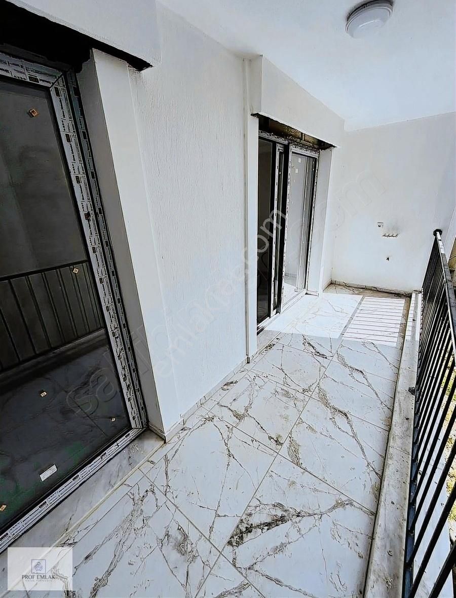 Seferihisarda Heryere Yürüme Mesafesinde Sıfır Daire 2+1satılık - Görsel 10
