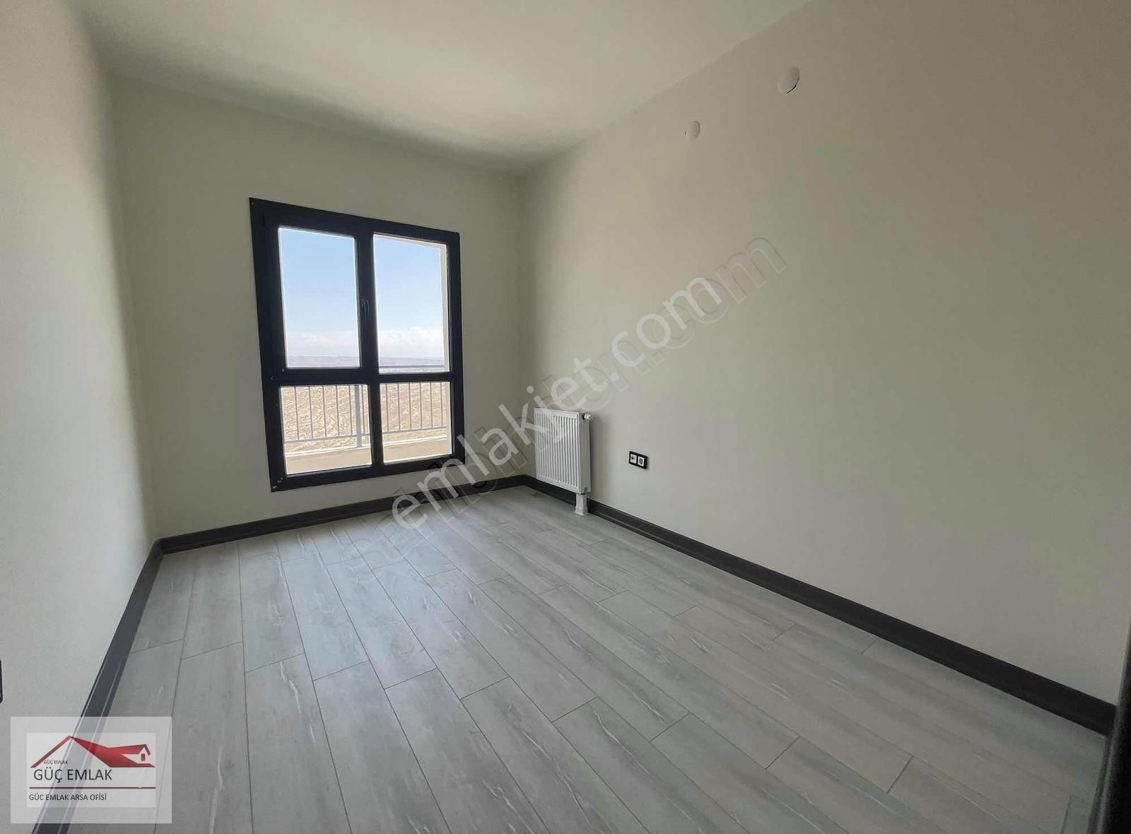 Güç Emlaktan Yeni Yapılan Batıkent Tokiler De 2+1 Kiralık Daire