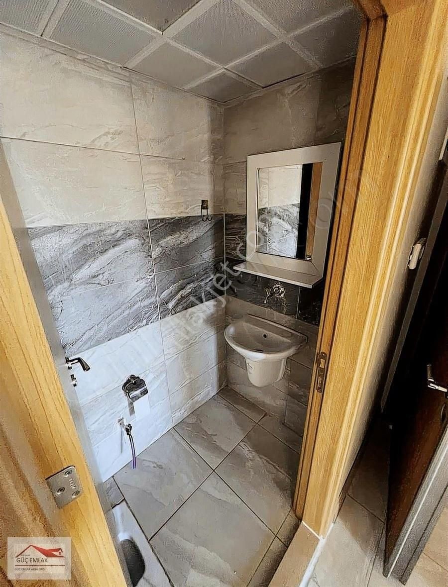 Güç Emlaktan Toki Akabede Kiralık 2+1