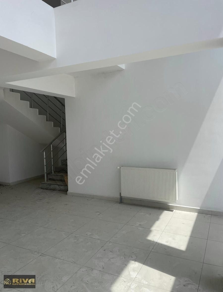 Talas Bahçelievler Mh Tramvaya 30 M Mesafede Kiralık Dükkan