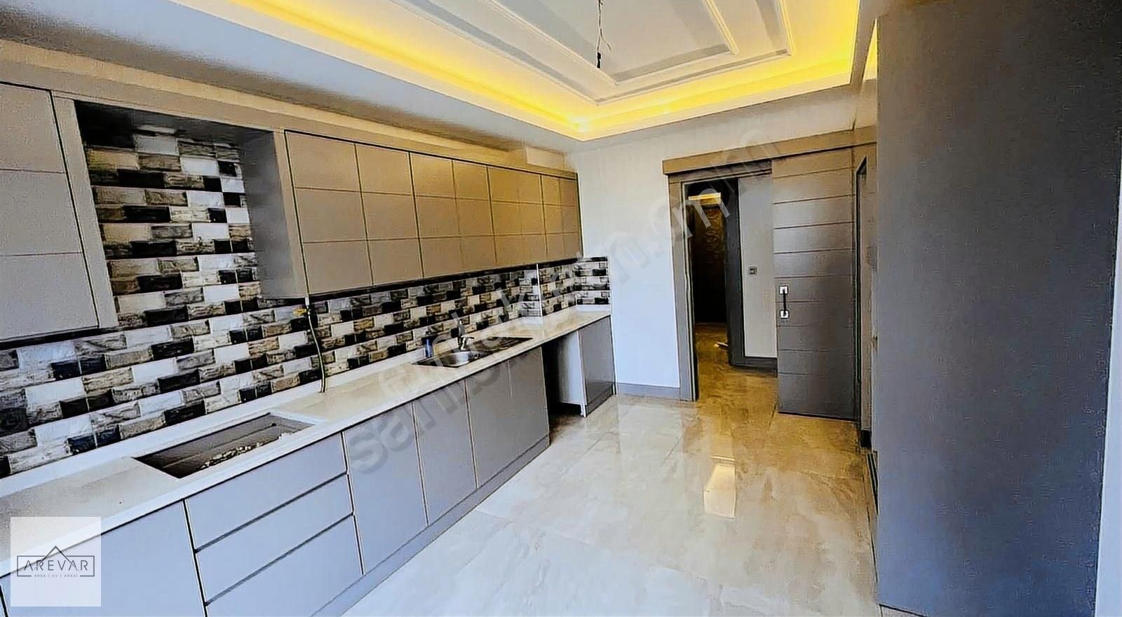 Arevar Dan Fıstıklık Mah. Satılık Bakımlı Daire