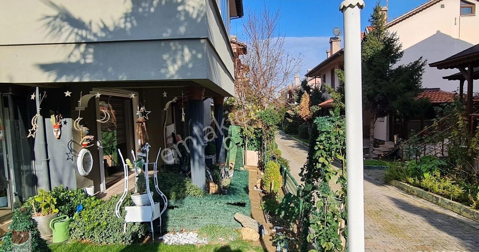 Bursa Nilüfer Gümüştepe Çamlıca Da Satılık Villa