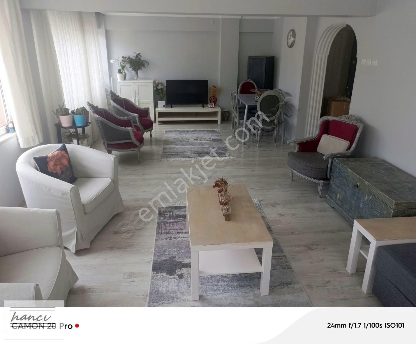 Çekirge Meydanı Rıhtım Pastanesi Üstü Ferah Bakımlıkiralık Daire