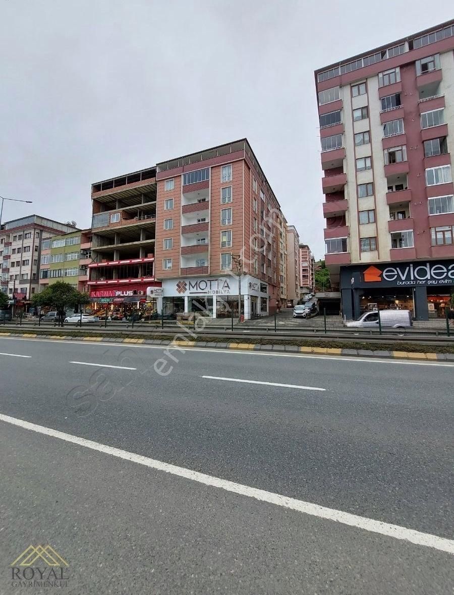 Trabzon Yomra Deniz Manzaralı 3+1 Daire
