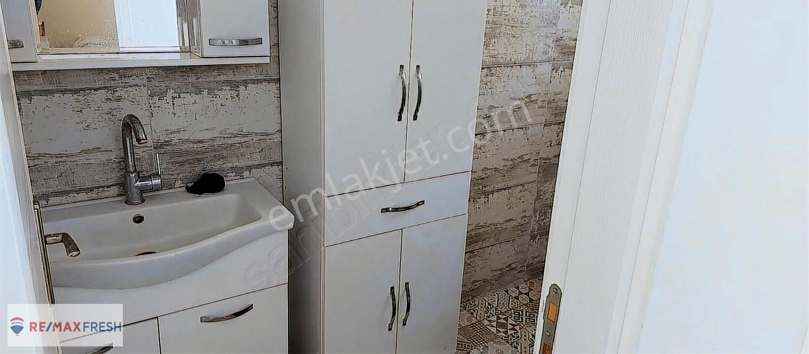 İğdeleraltı Mevkiinde Denize 20 Mt, Bahçeli, Eşyalı Müstakil Ev