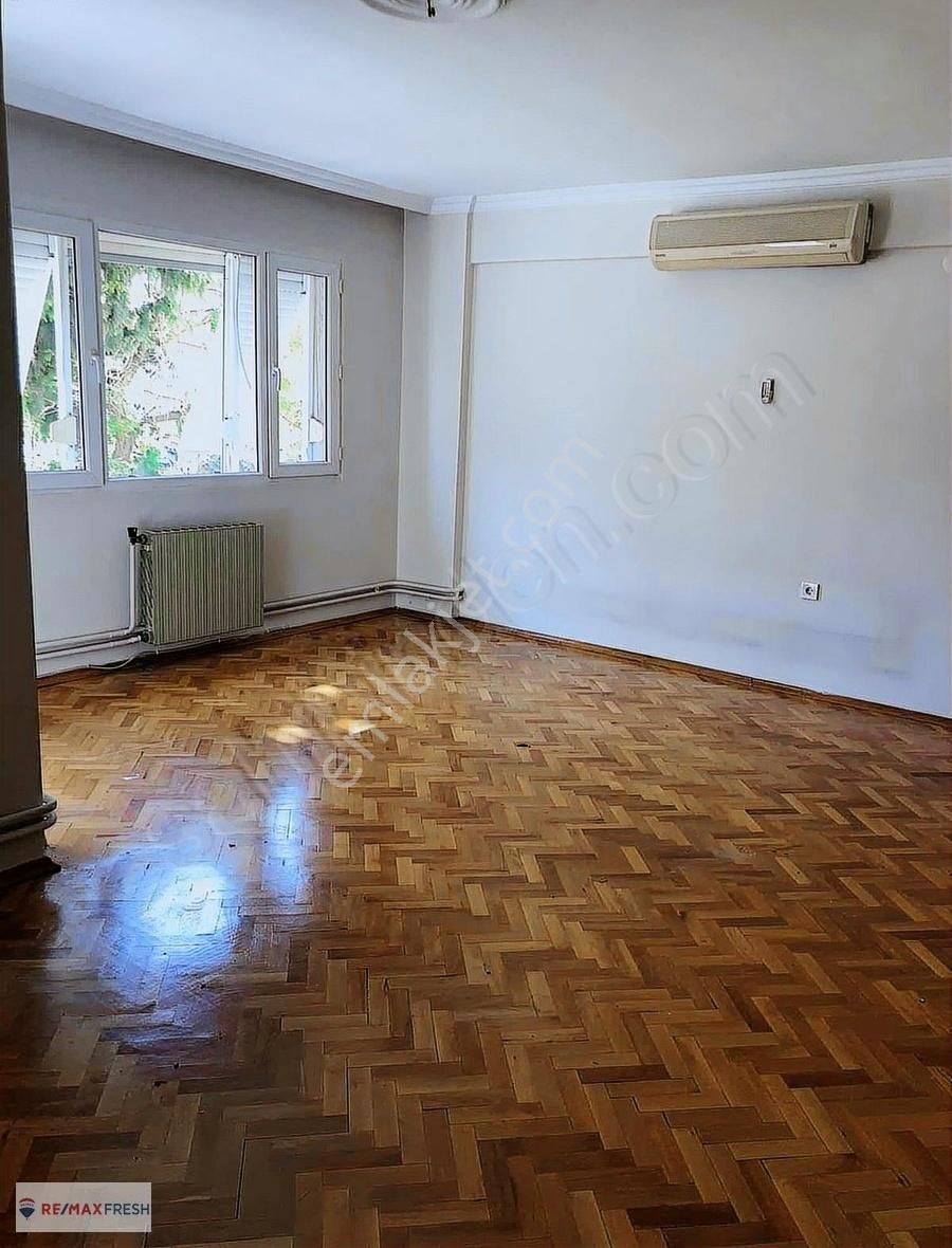 Fatih Caddesinde 3+1 Kiralık Daire