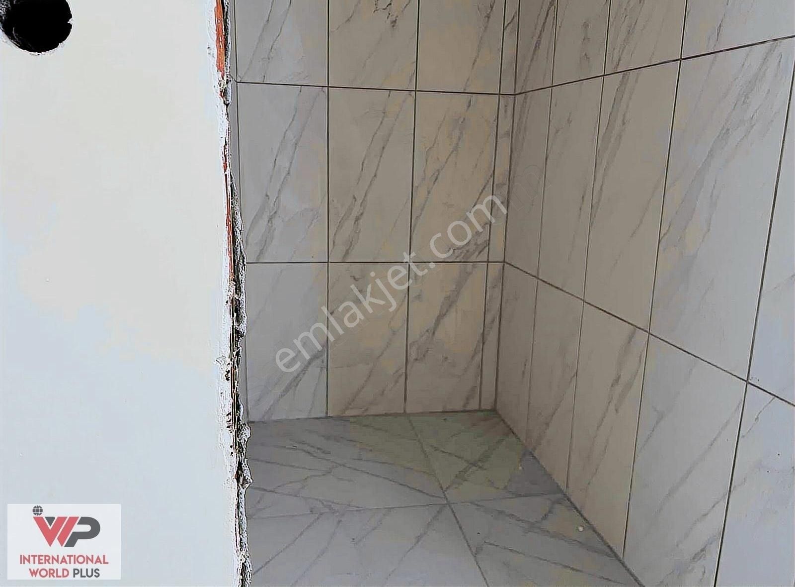 Satılık Fırsat Daire 2+1 Havuz Peyzaj Manzaralı