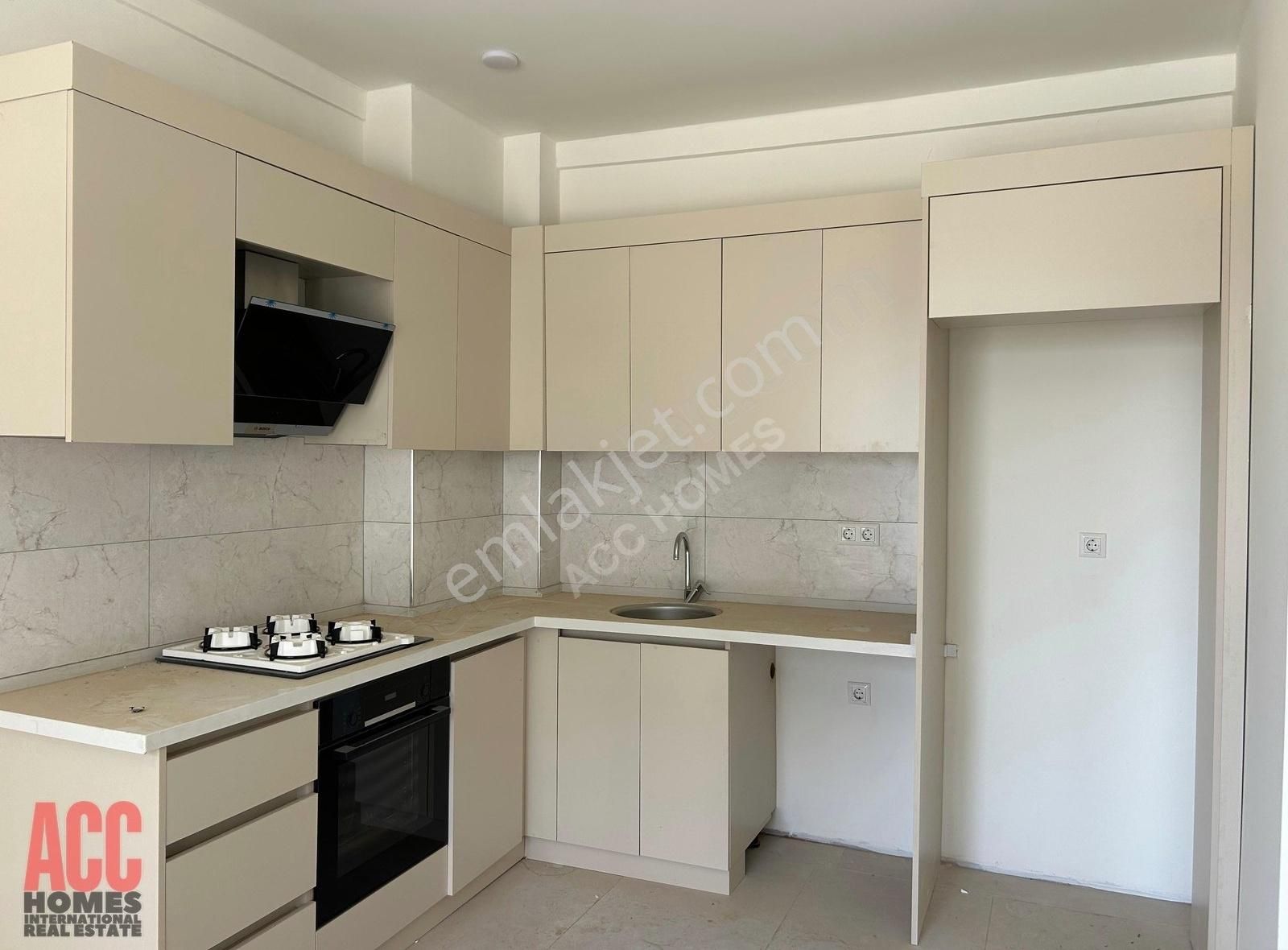 Acc Homes'tan Altıntaş'ta 3 Bloklu Lüks Sitede İskanlı 1+1 Daire