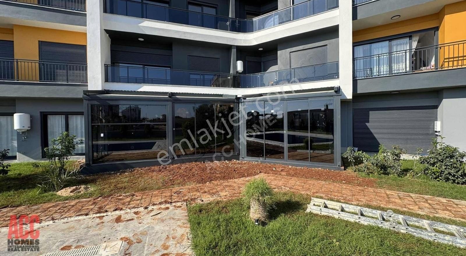 Acc Homes'tan İskanlı Sıfır, Deniz Gören, Siteiçi Satılık 1+1