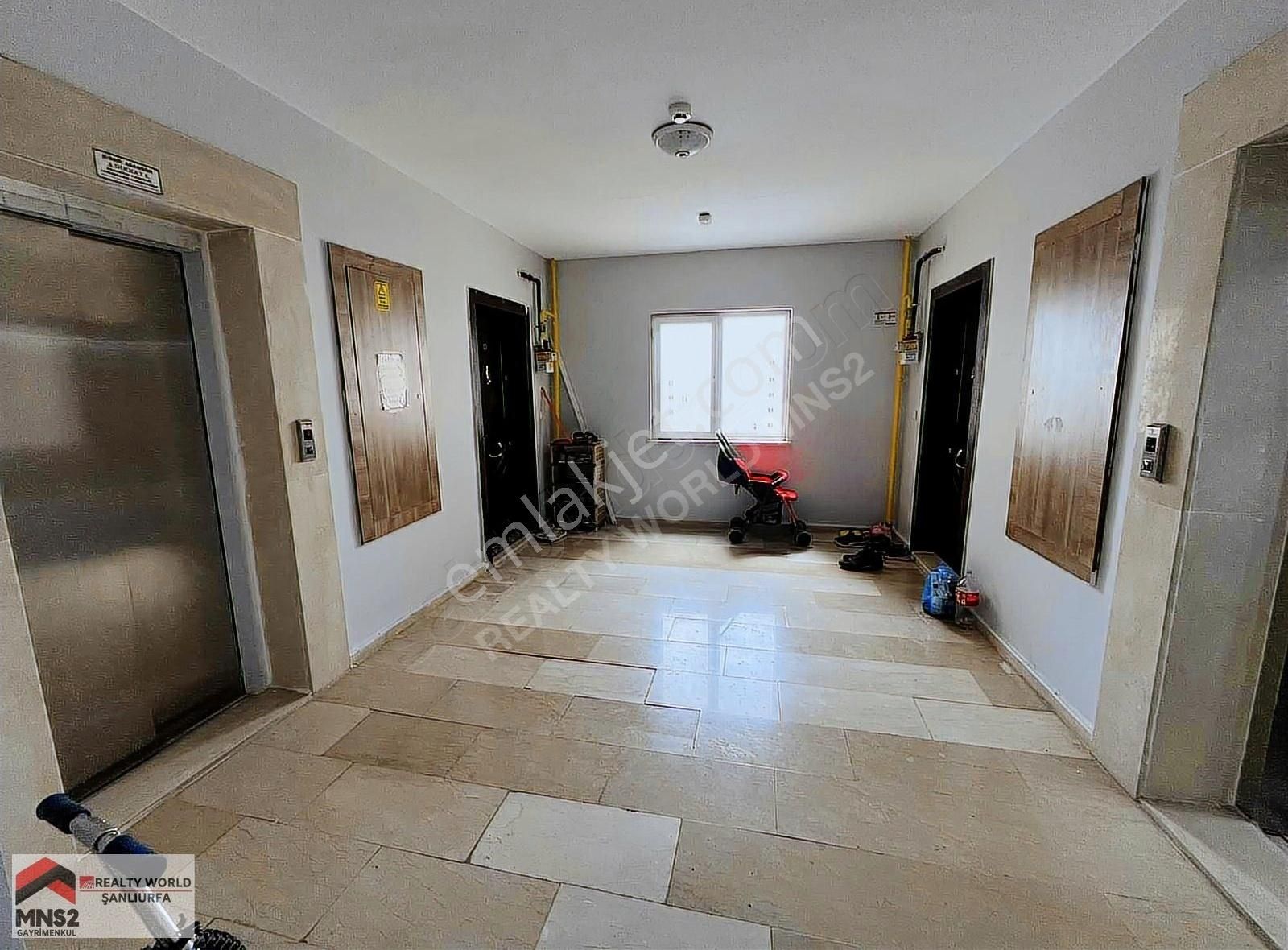 Realty World Mns2 İbrahim'den Toki Belediye Evlerinde Arakat 3+1