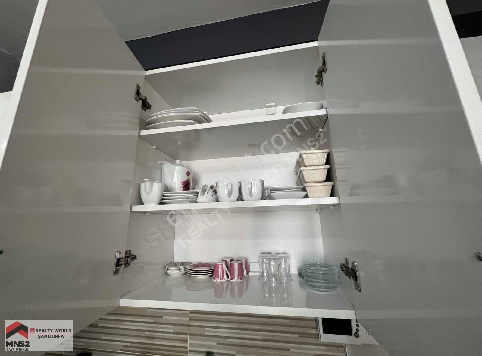 Realty World Mns2 Gayrimenkul Velat'tan Kiralık 1+1 Oda Eşyalı