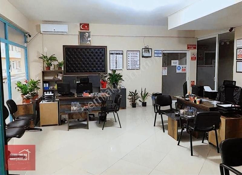 Soma Emlak* Satılık 400m2 Dükkan Adliye Altında