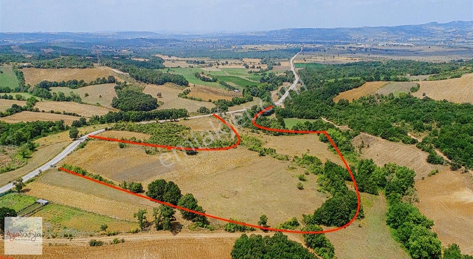 Mustafakemalpaşa Kömürcükadı Köy İçi 38550m2 Tarla