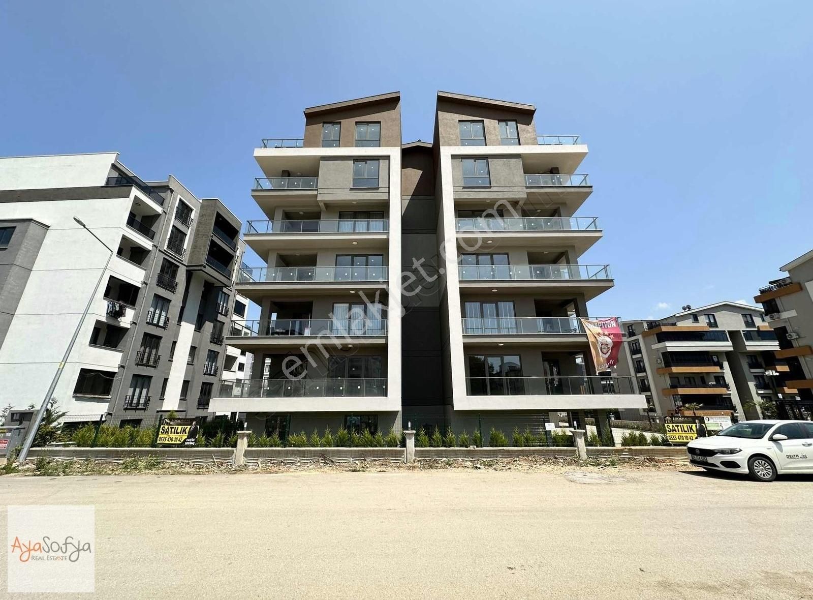 Kayapa Çamlık Murassa Sitesinde Satılık 3+1 Arakat Lüks Daire