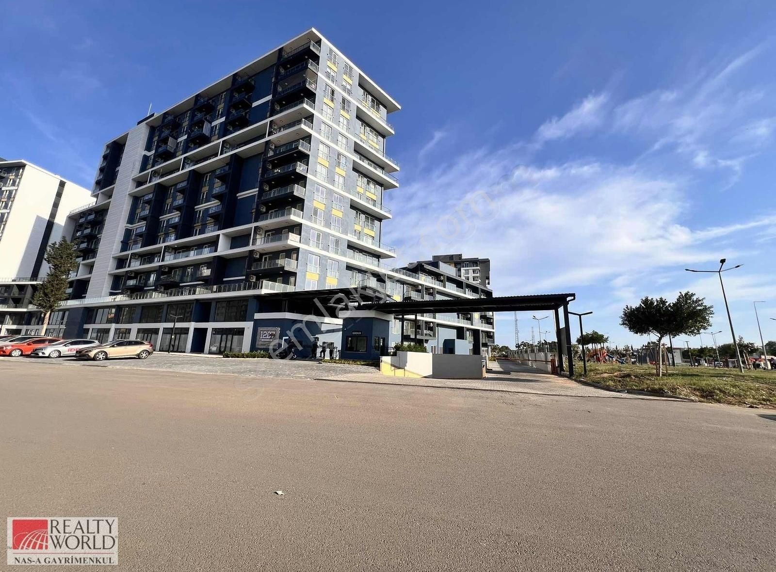 Kiralık 1+1 Lüx Site Havuz Kapalı Otopark