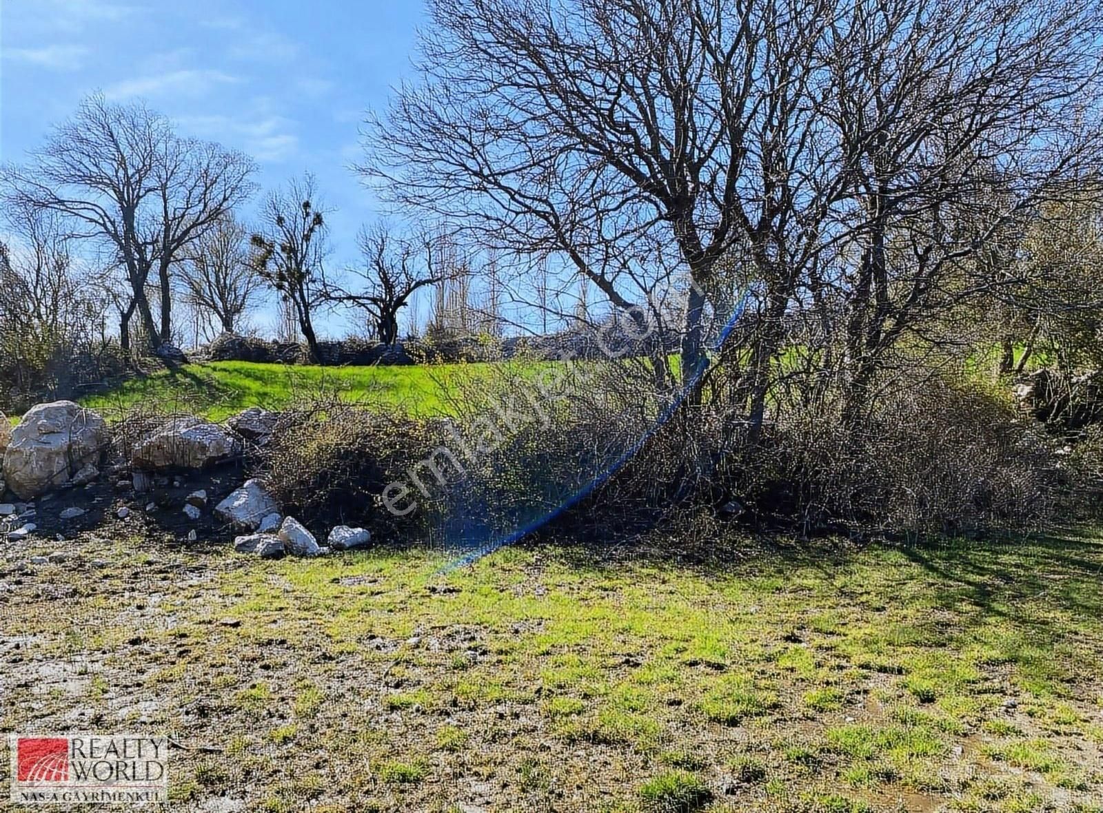 Antalya Burdur Yolu Üzeri Yatırımlık 1632 M2 Tarla