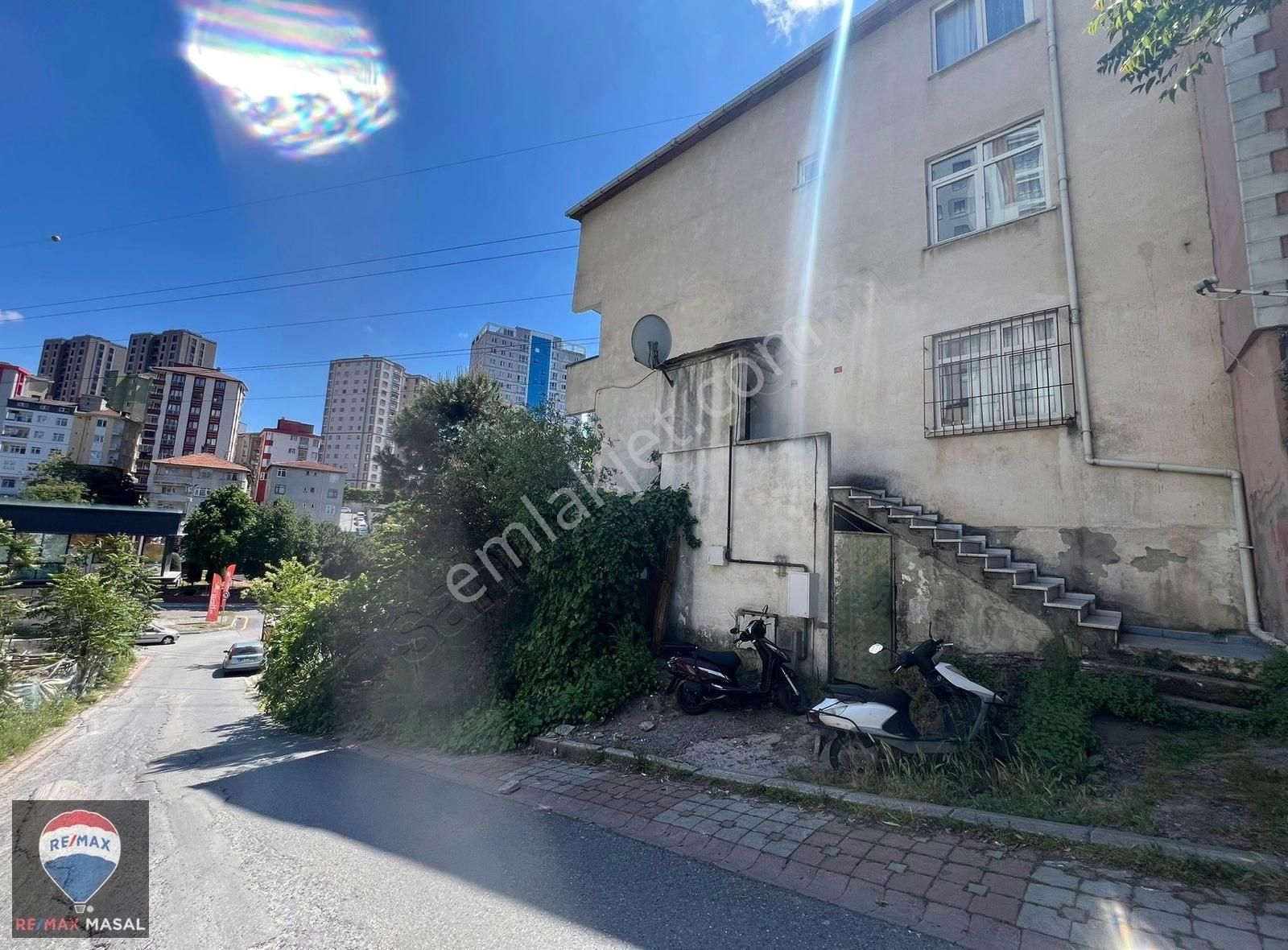 Ümranıye Tatlısu Mh. 2+1 Bahçe Katı Kıralık Daıre