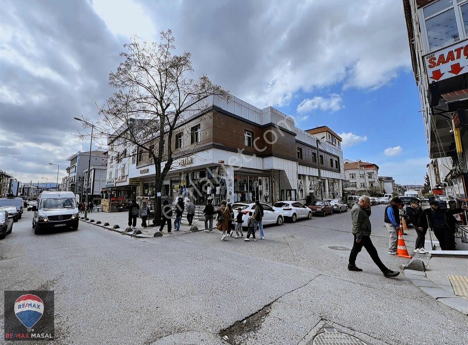 Sancaktepe Demokrasi Cad Yan Sokağı Kiralık Dükkan