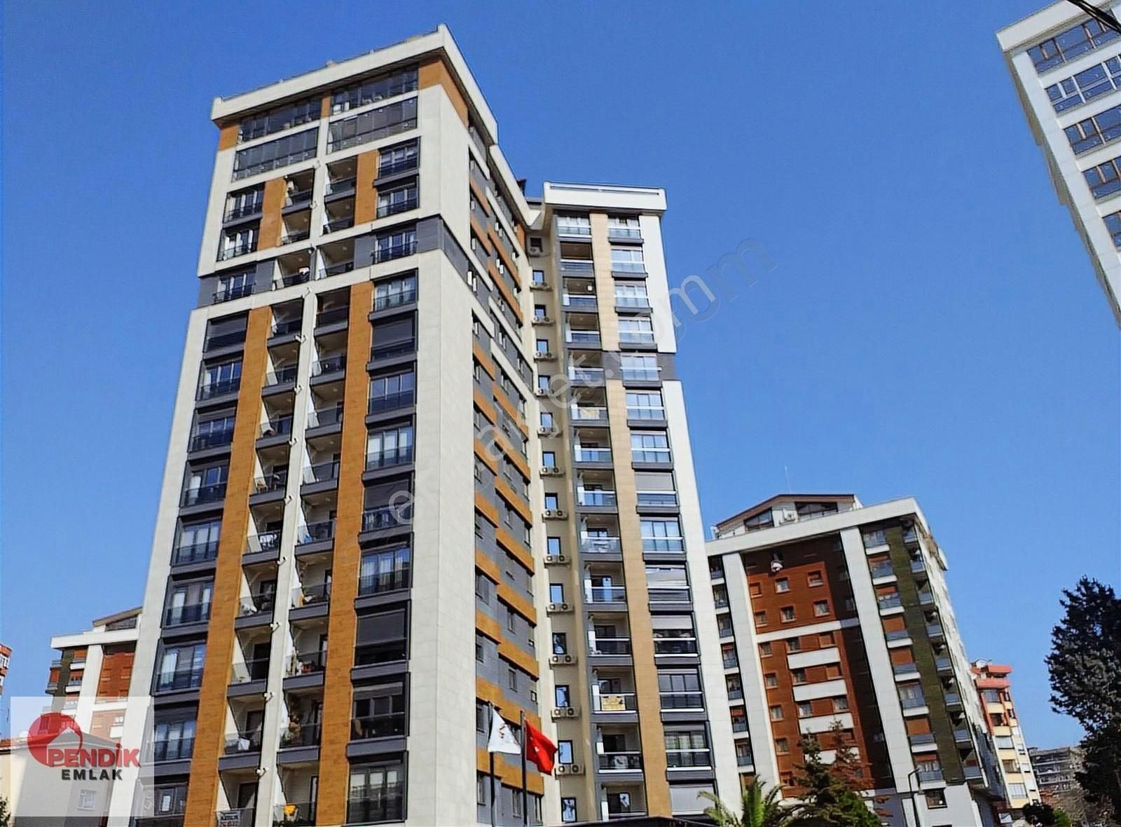 Pendik Uzmanı Cemal Kınay'dan Portre Pendik Sitesi Satılık Daire