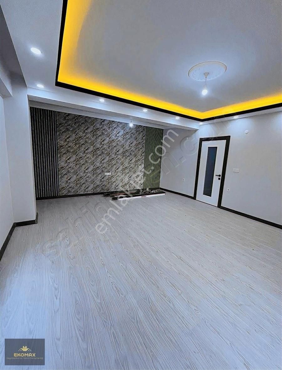 Ekomaxtan Kartepe Ataevler Mah.3+1 Lüx Yüksek Giriş Daire