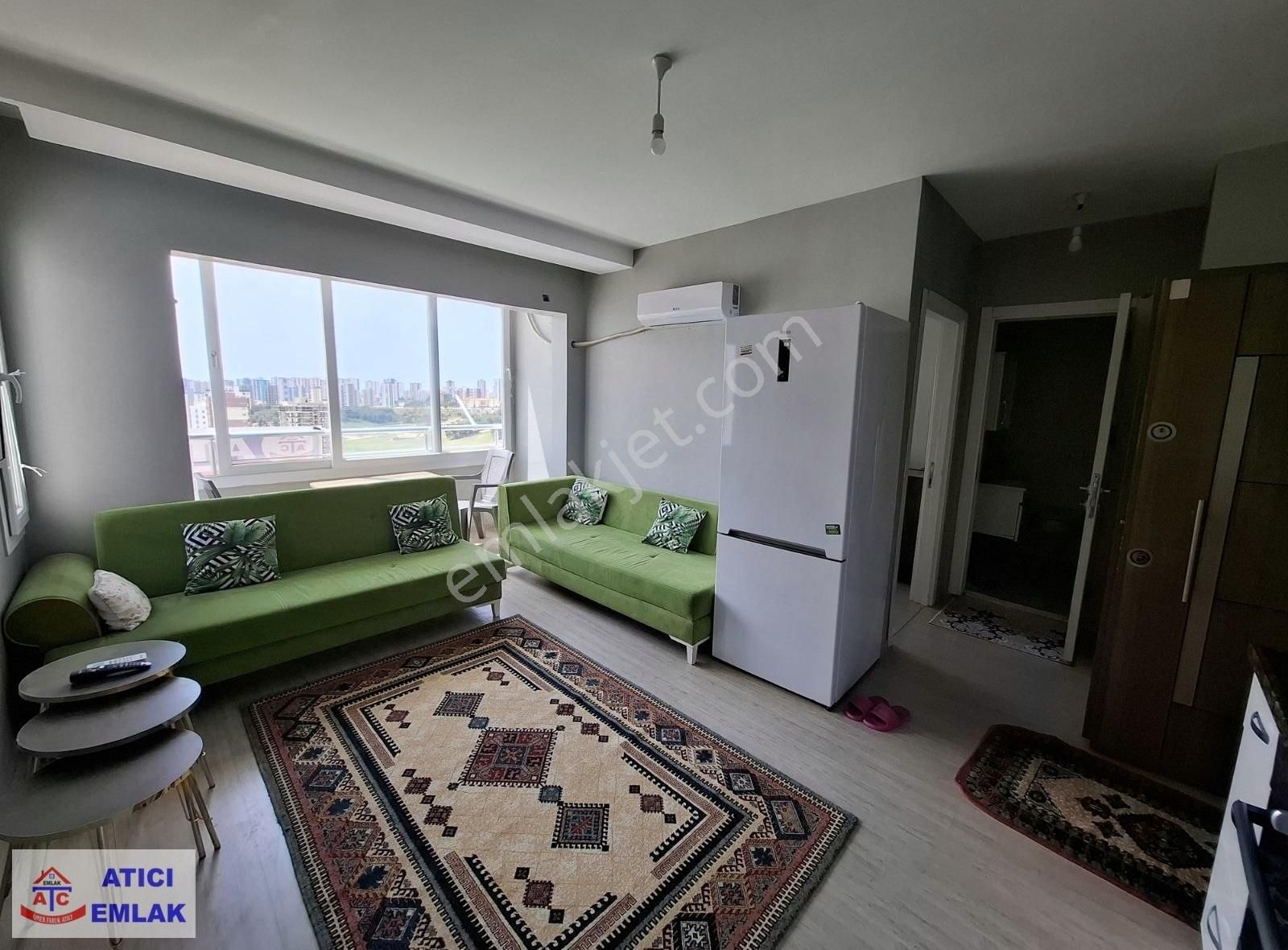 Atıcı'dan Merkezi Konumda Geniş Az Katlı Sıfır Eşyalı 1+1