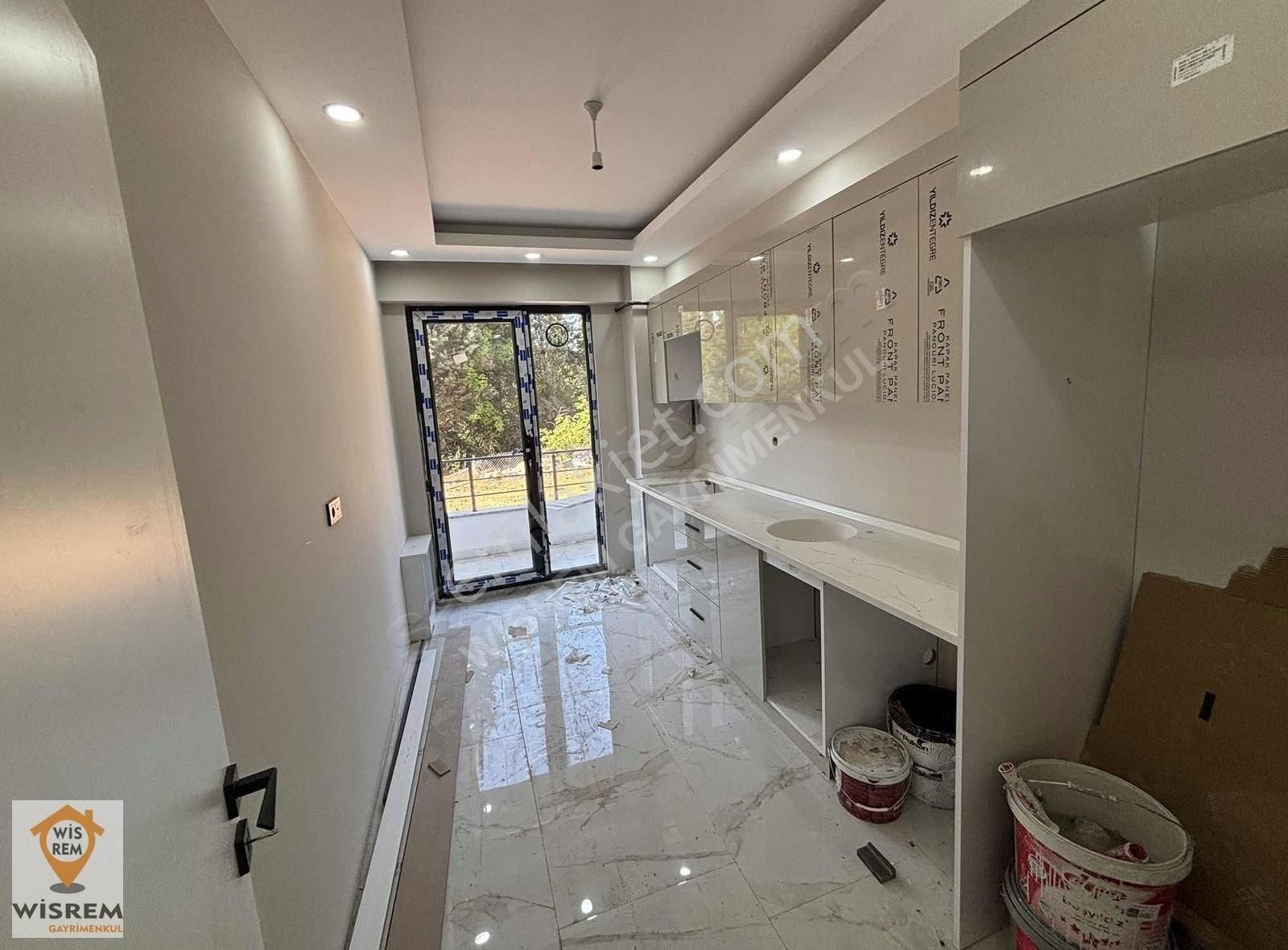 Kartepe Ataevler Mah Satılık 2+1 Yüksek Giriş