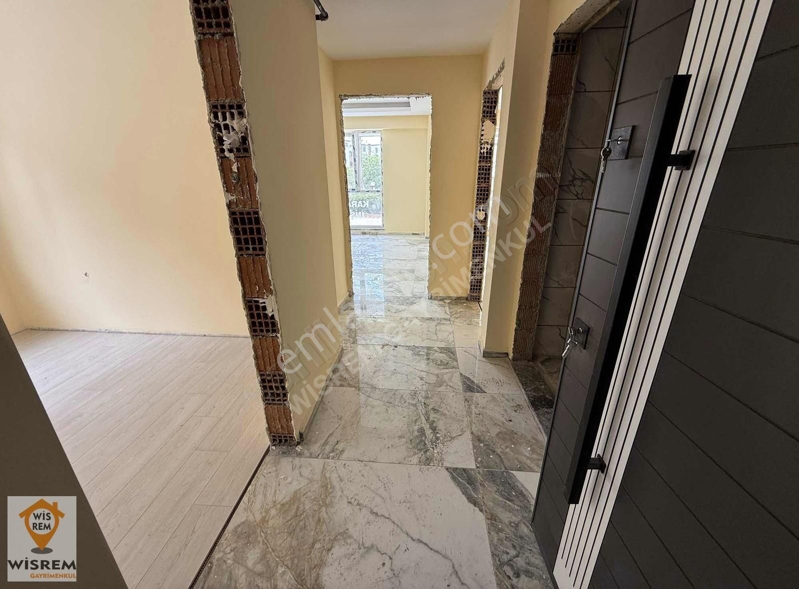 Kartepe Ataevler Mah Satılık 2+1 Yüksek Giriş Daire