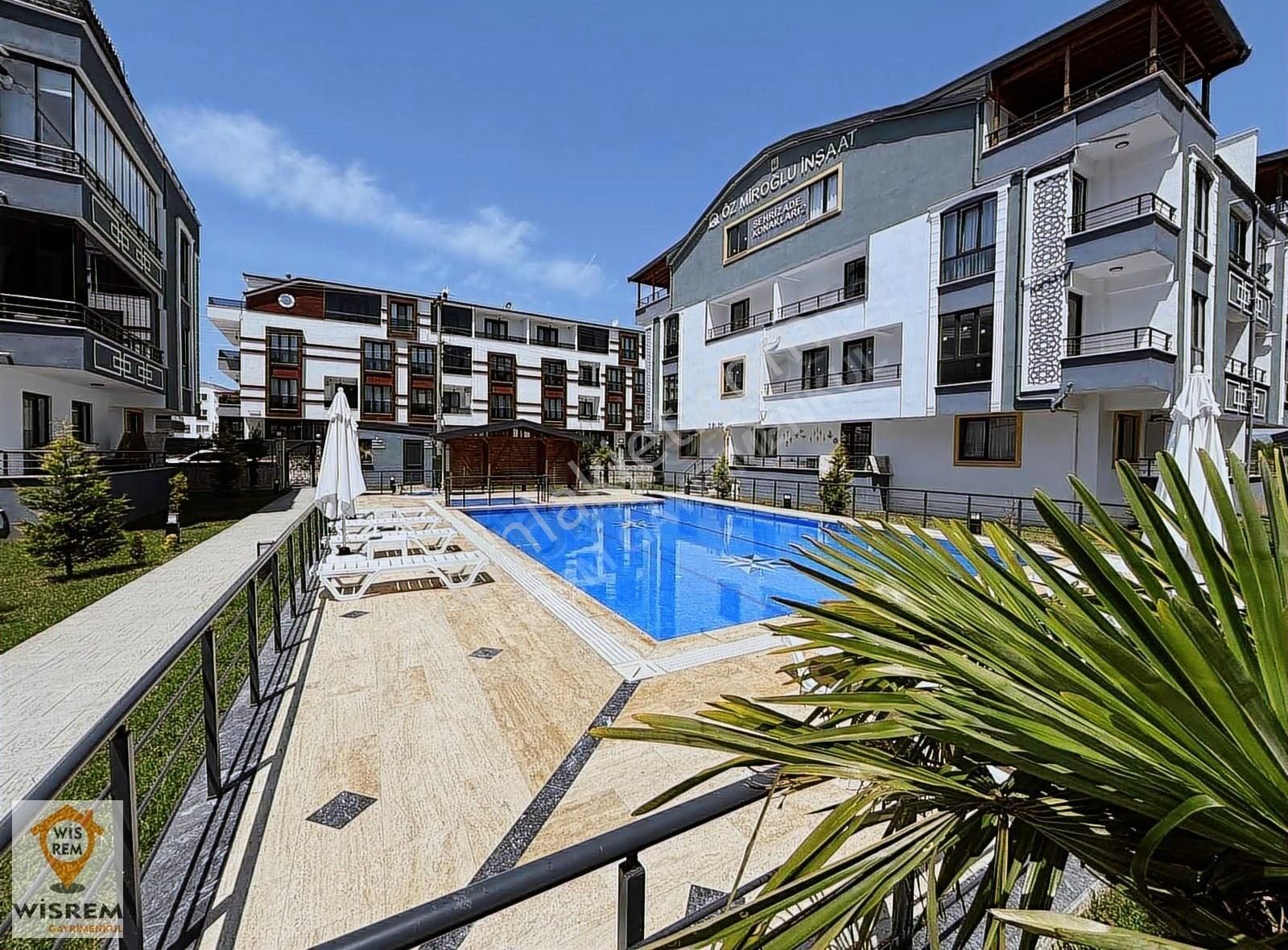 Kartepe Hasanpaşa Mah Site İçerisin'de Satılık 2+1 Daire