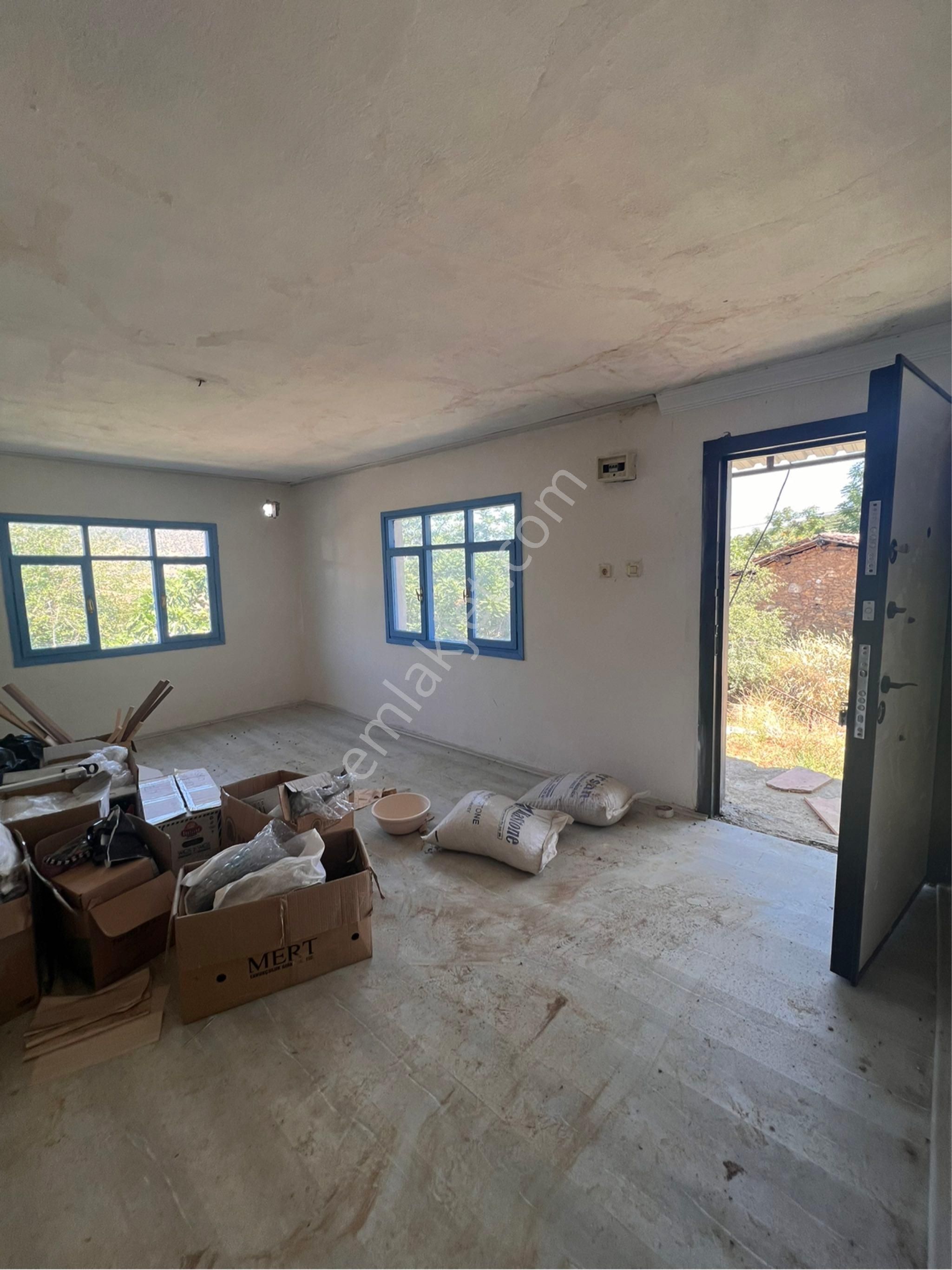 Doğa Manzaralı Köy Evi – İzmir / Ödemiş / Köfündere - Görsel 10