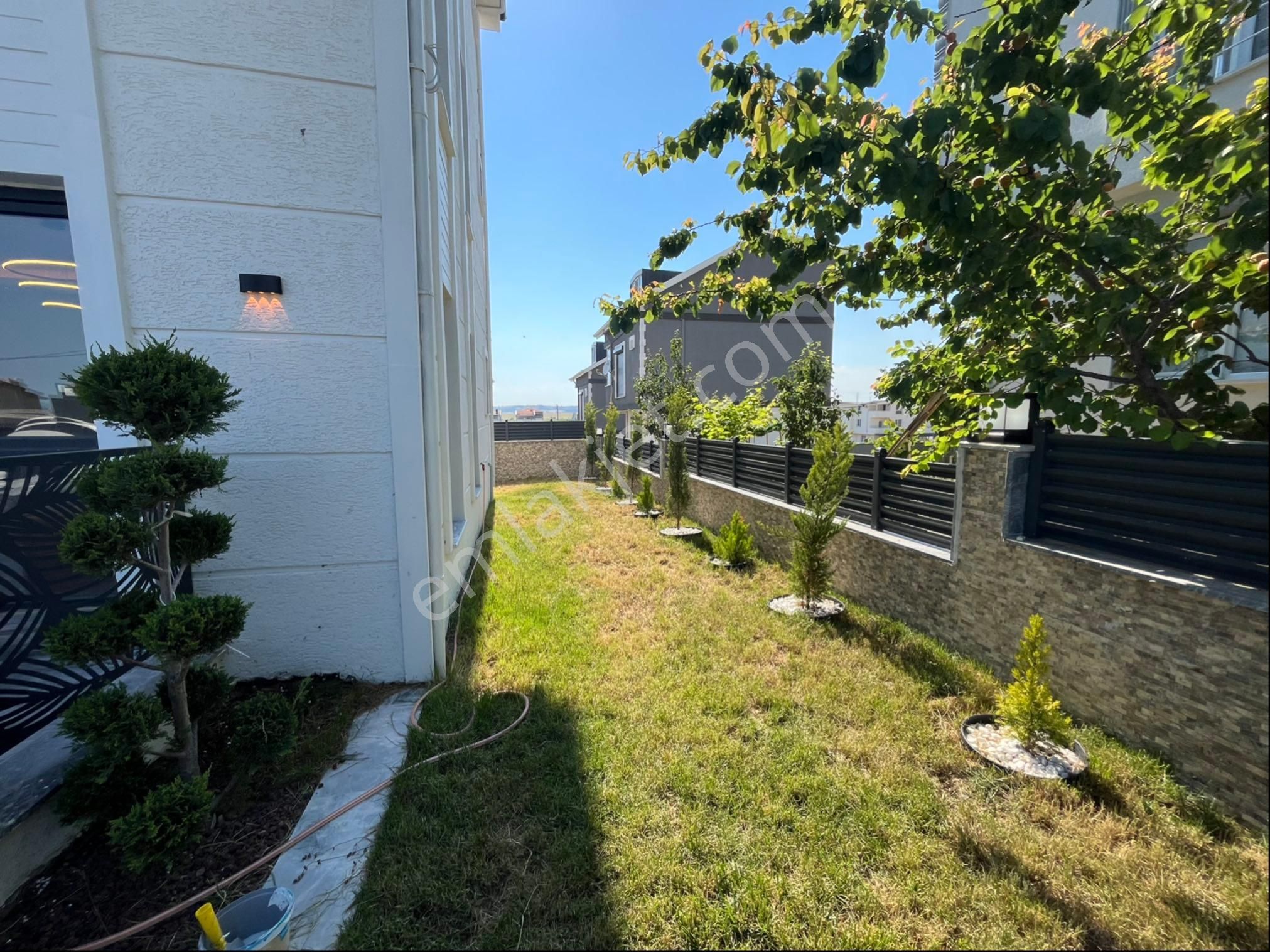 Çeşmeli Mahallesinde Havuzlu 4+1 Ful Deniz Manzaralı Lüks Villa - Görsel 7