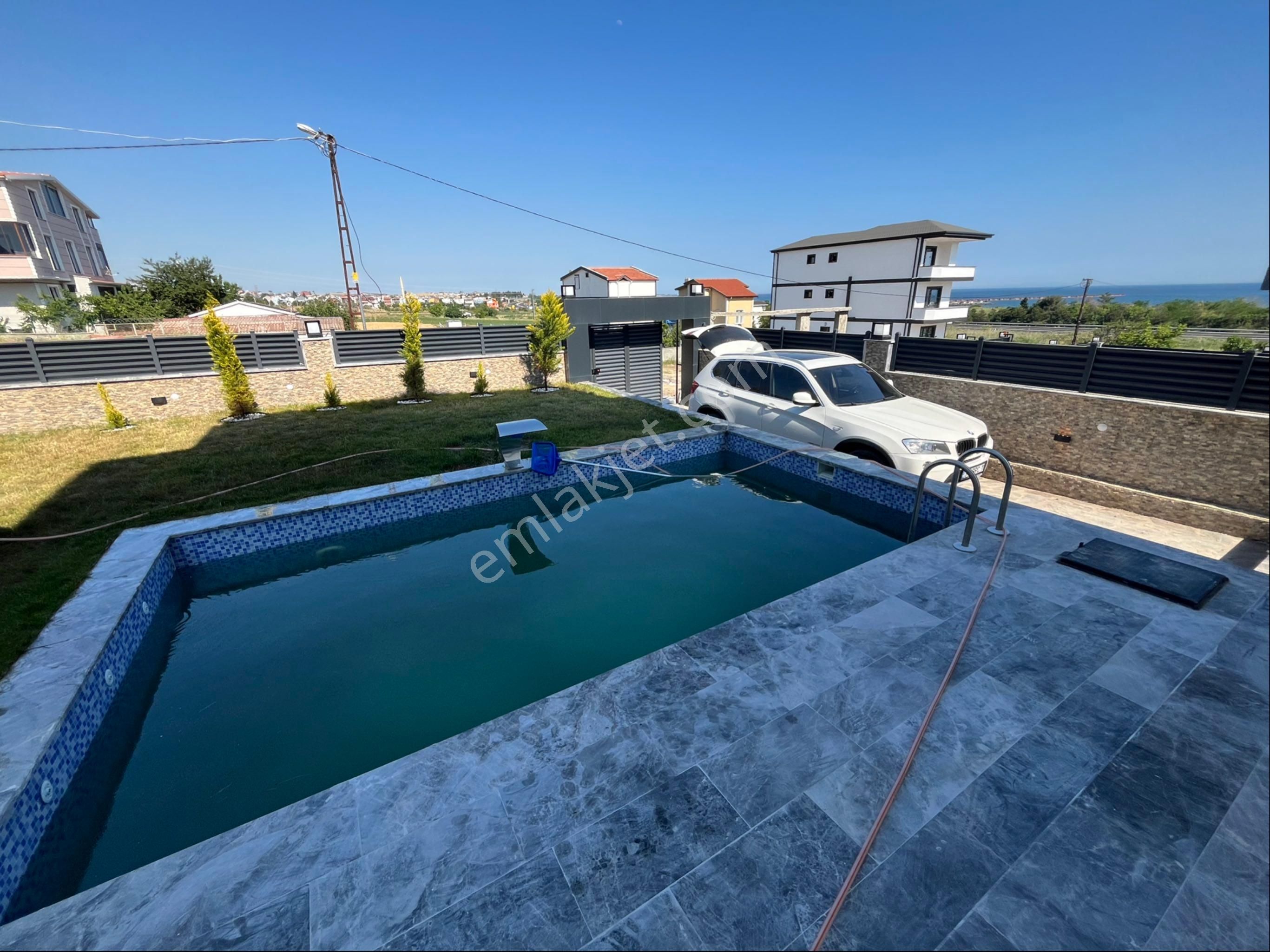 Çeşmeli Mahallesinde Havuzlu 4+1 Ful Deniz Manzaralı Lüks Villa - Görsel 5