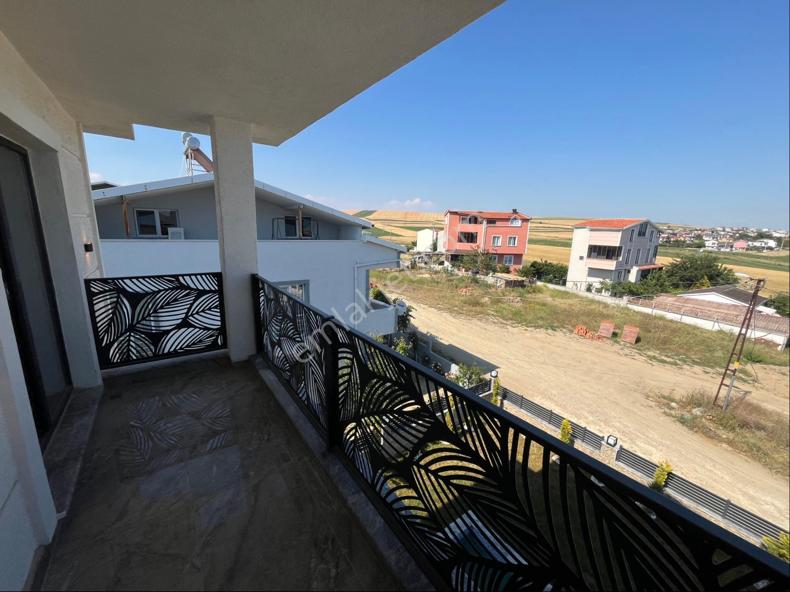 Çeşmeli Mahallesinde Havuzlu 4+1 Ful Deniz Manzaralı Lüks Villa - Görsel 34