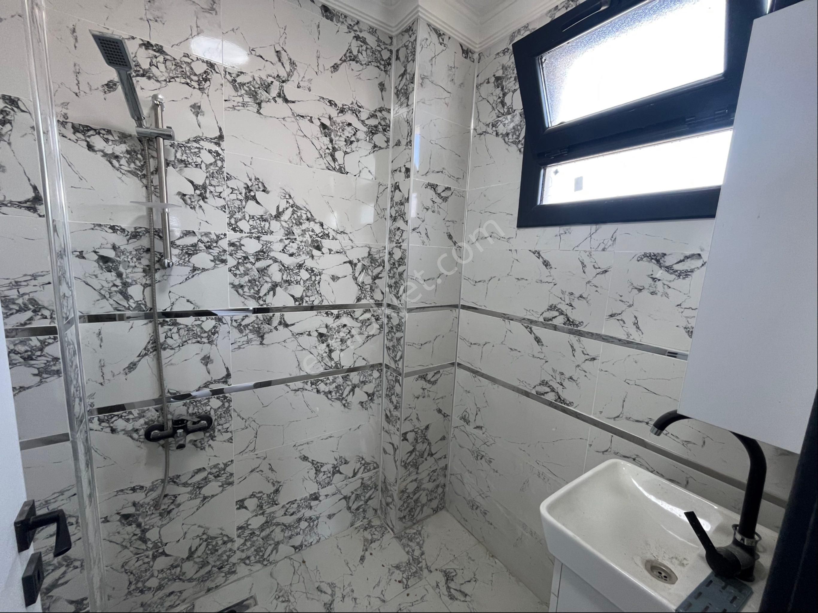 Çeşmeli Mahallesinde Havuzlu 4+1 Ful Deniz Manzaralı Lüks Villa - Görsel 26