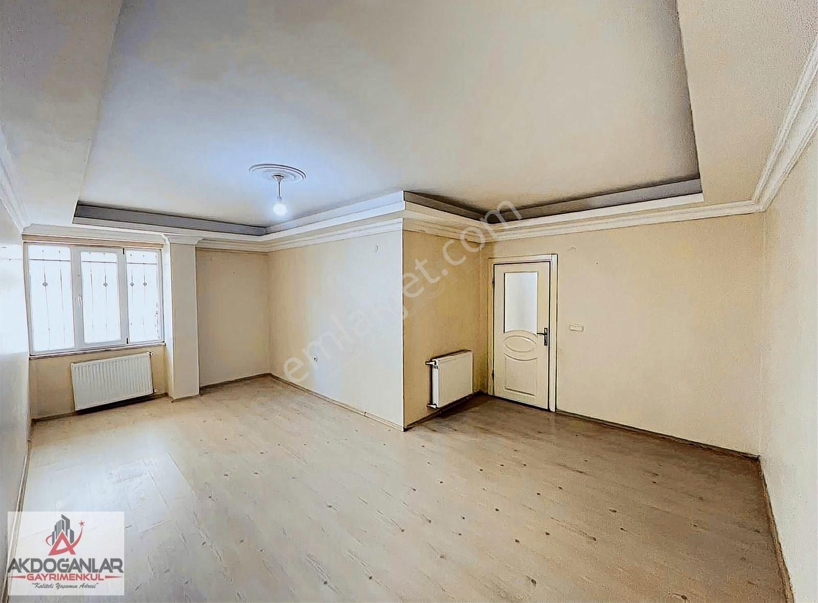 Akdoğanlardan Okullar Bölgesinde Butik Sitede Satılık 2+1 Daire