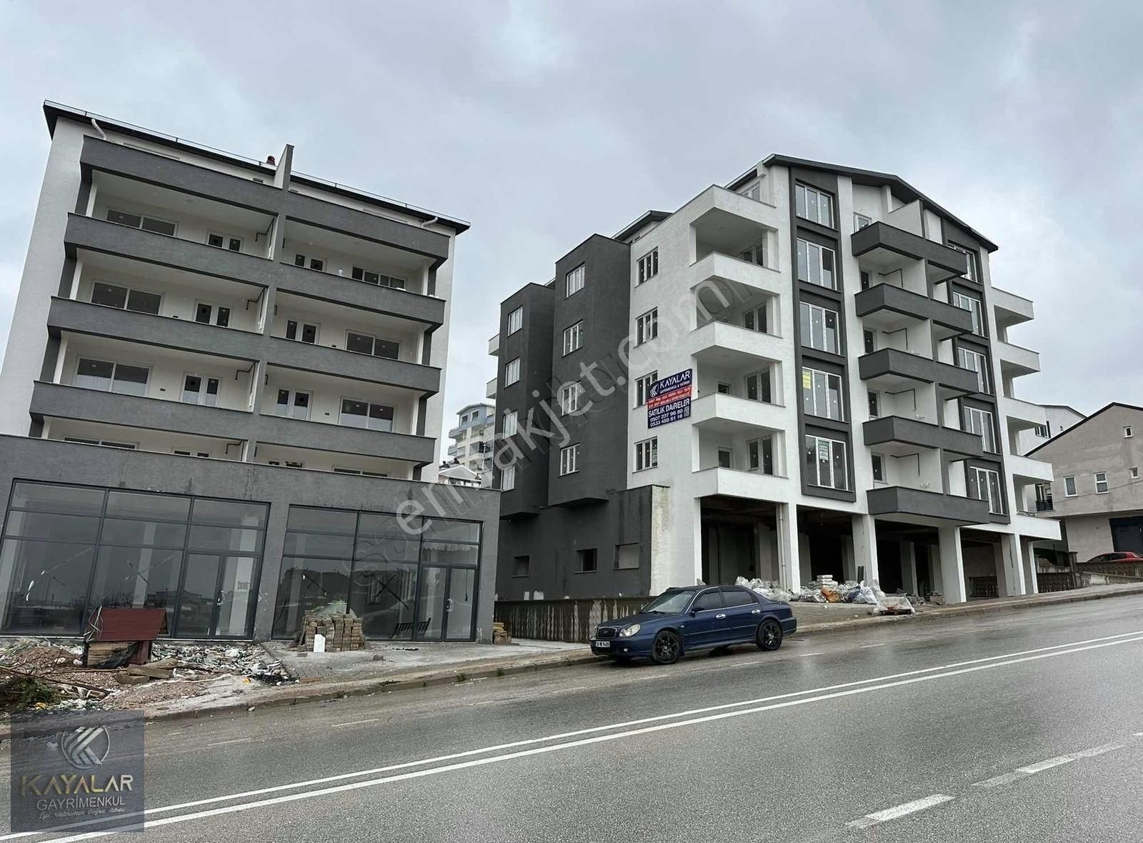 Çamlık Caddesinde Site İçi Kiralık Daireler