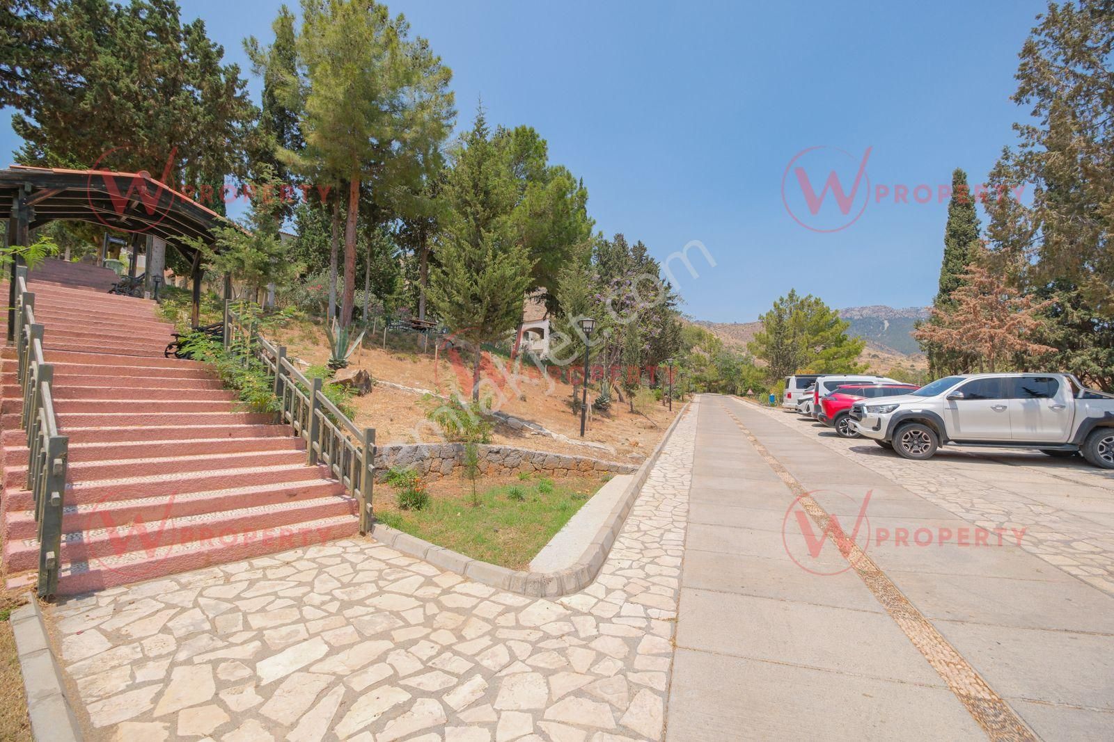 W Property Mesa Akdeniz Evlerinde Eşyalı 2+1 Köşe Villa - Görsel 6