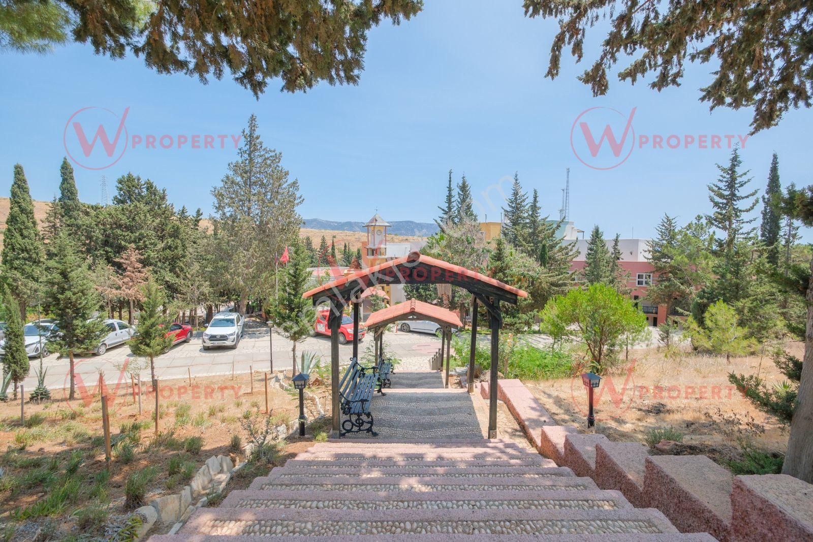 W Property Mesa Akdeniz Evlerinde Eşyalı 2+1 Köşe Villa - Görsel 26