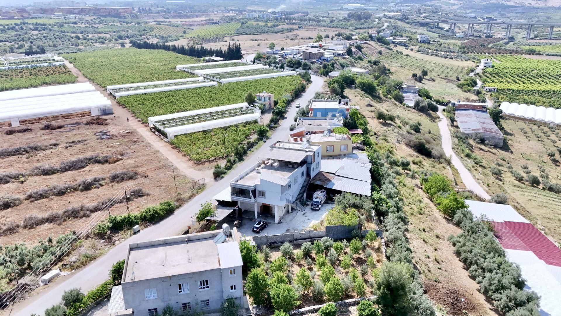 Akdeniz Civanyaylağı Mahallesinde Satılık Ahır Ev Ve Arsası - Görsel 4