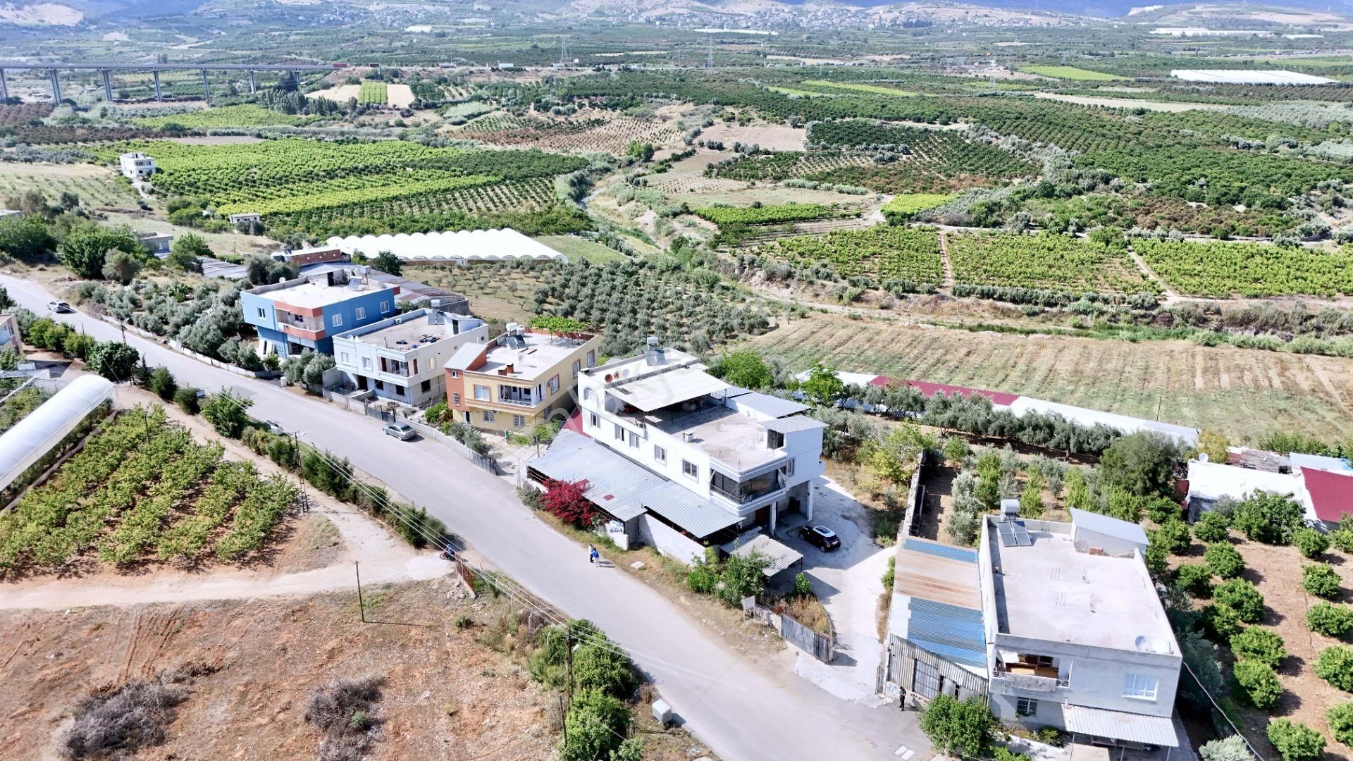 Akdeniz Civanyaylağı Mahallesinde Satılık Ahır Ev Ve Arsası - Görsel 2