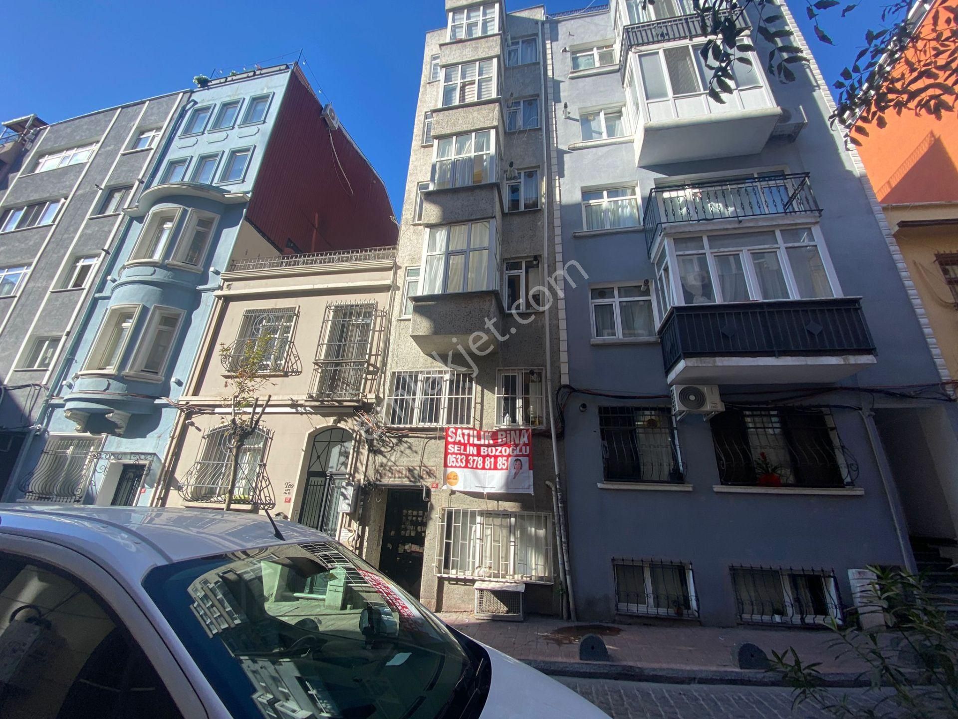 Cihangir Firuzağa' Da Satılık Komple Bina - Görsel 3