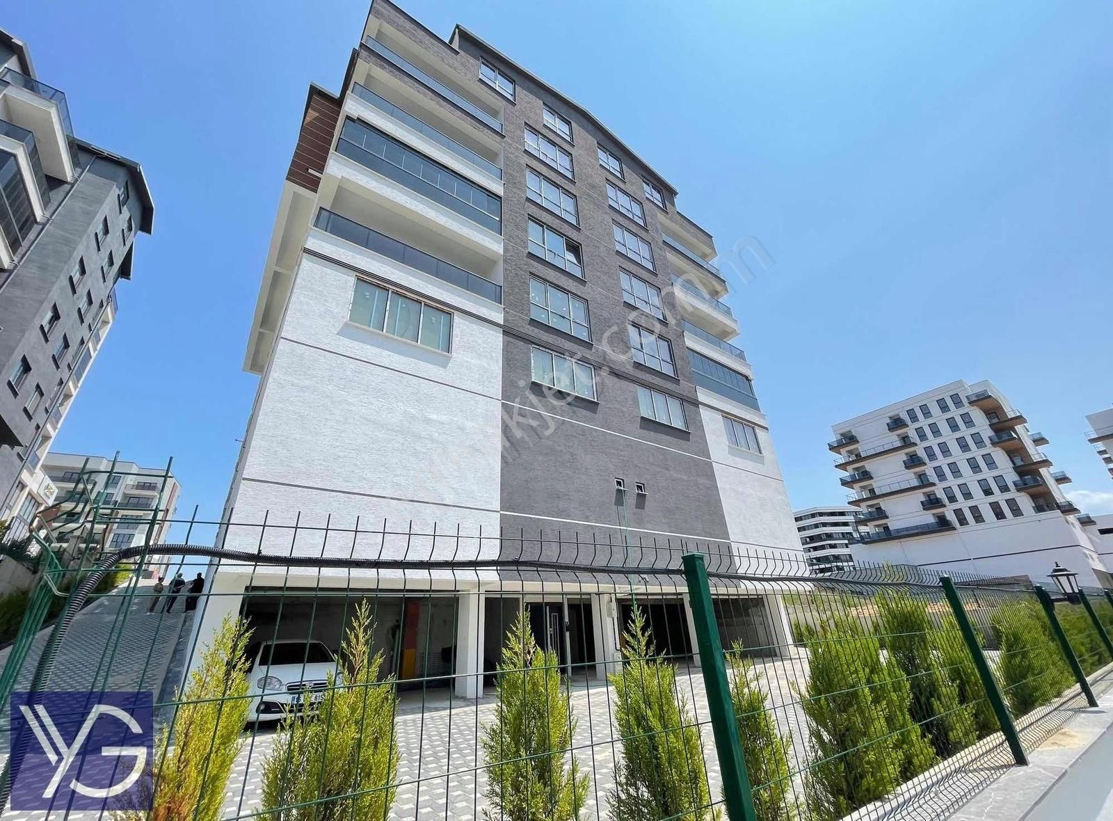Yamaner'den Kayapa'da Arakat 3+1 Satılık Lüks Daire