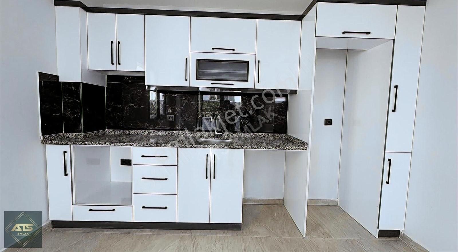 Efeler Mahallesinde Sıfır 1+1 Daire