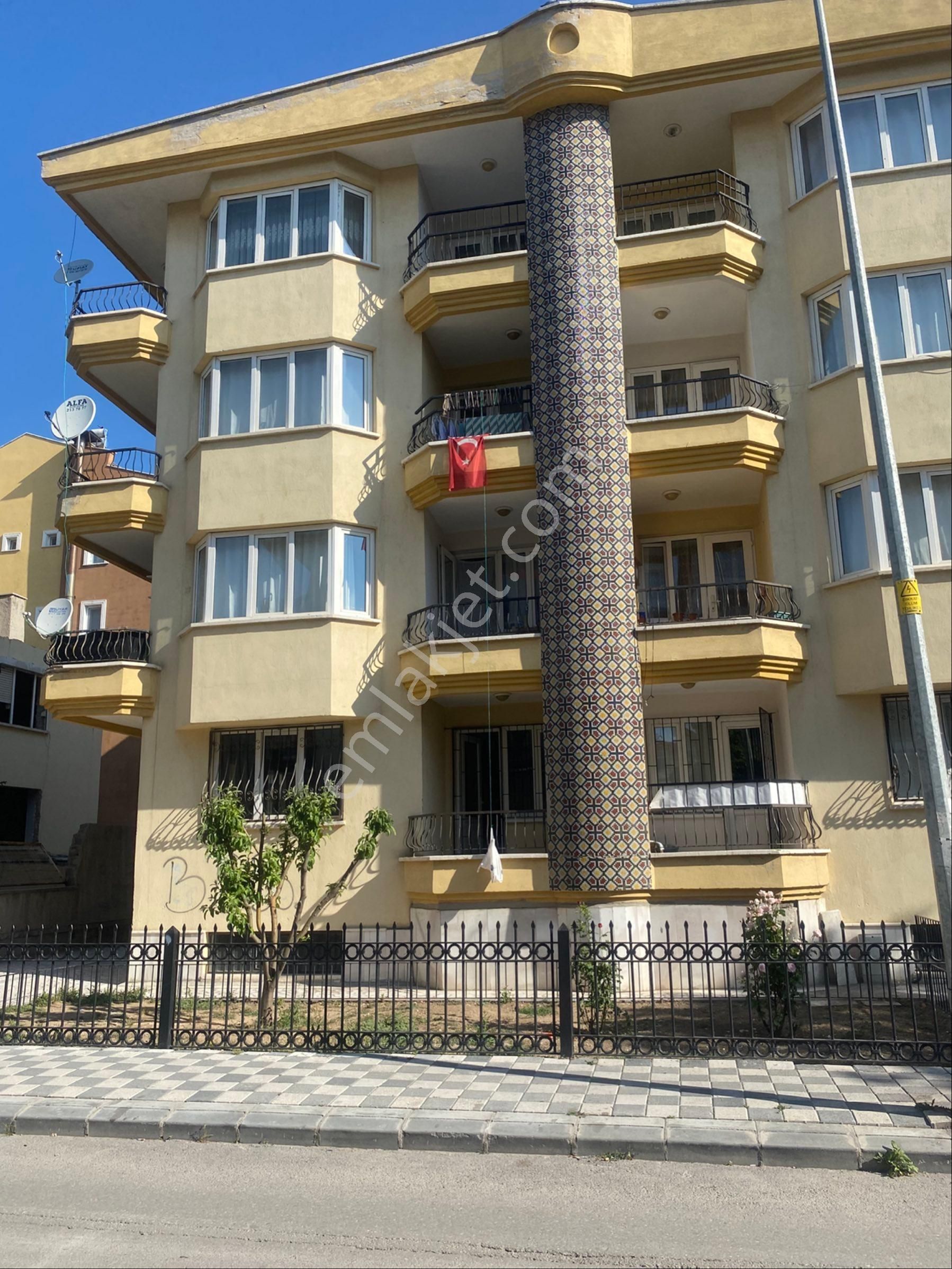 Uydukent Emlaktan Kiralık 3+1 Daire/dumlupınar Mah.